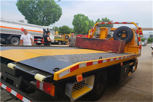 井研附近拖车电话号码服务